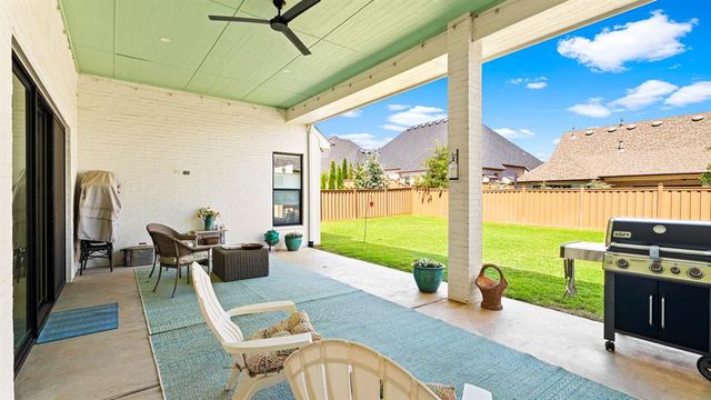 2900 Gold Finch Drive, Edmond, OK 73012
