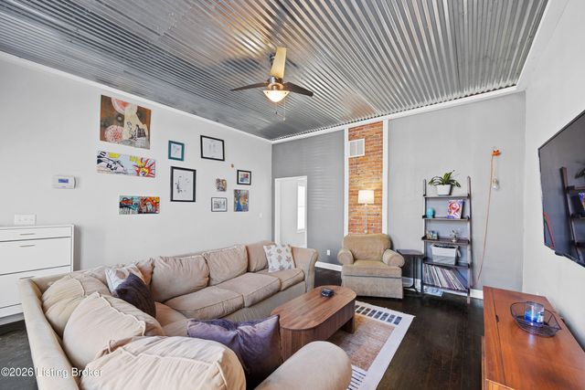 914 E St Catherine, Louisville, KY 40204