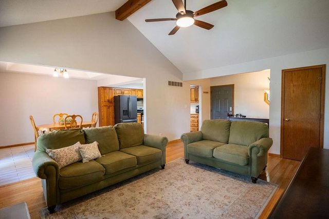 3240 N 100TH Street, Kansas City, KS 66109