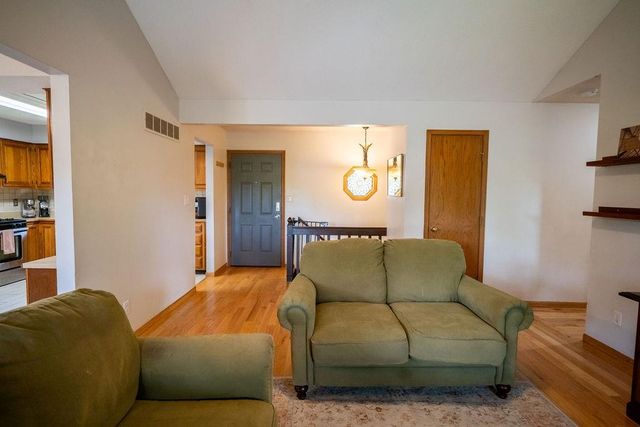 3240 N 100TH Street, Kansas City, KS 66109