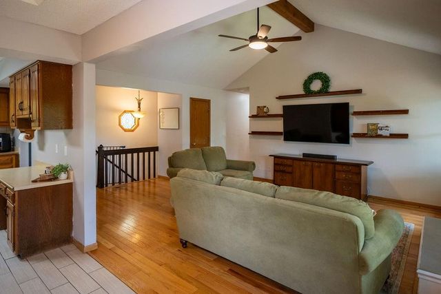 3240 N 100TH Street, Kansas City, KS 66109