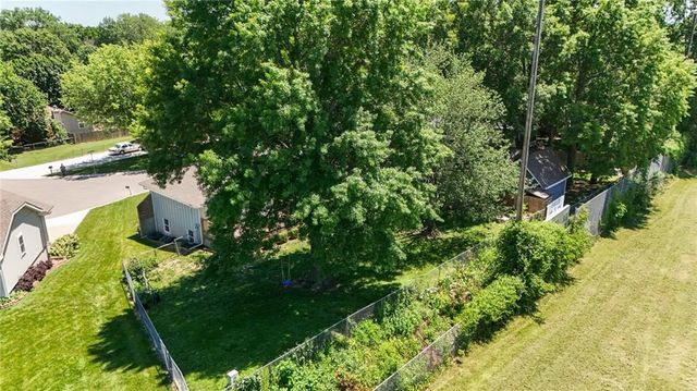 3240 N 100TH Street, Kansas City, KS 66109