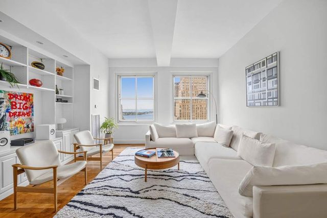 88 Greenwich St Apt 2008, New York City, NY 10006