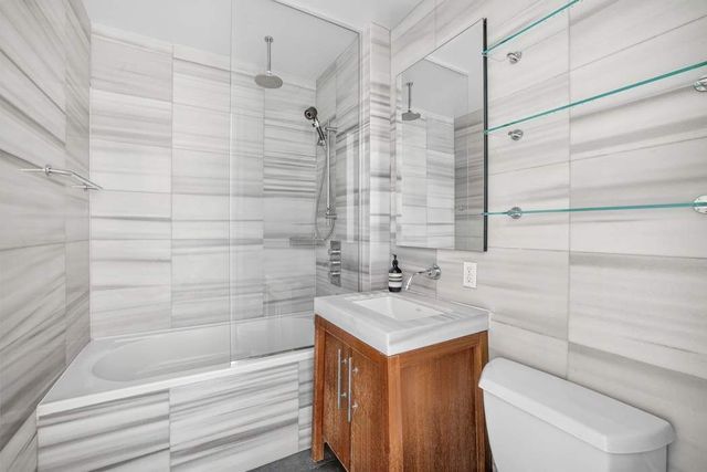 88 Greenwich St Apt 2008, New York City, NY 10006