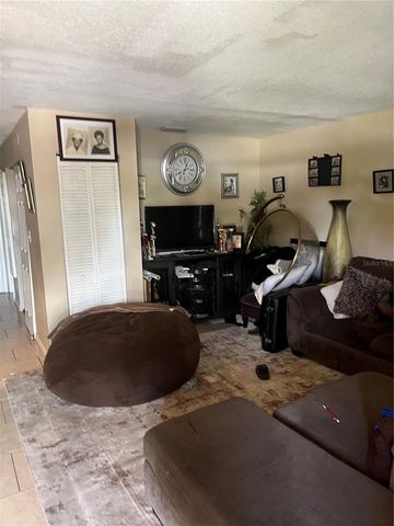 3104 E CHELSEA STREET, Tampa, FL 33610
