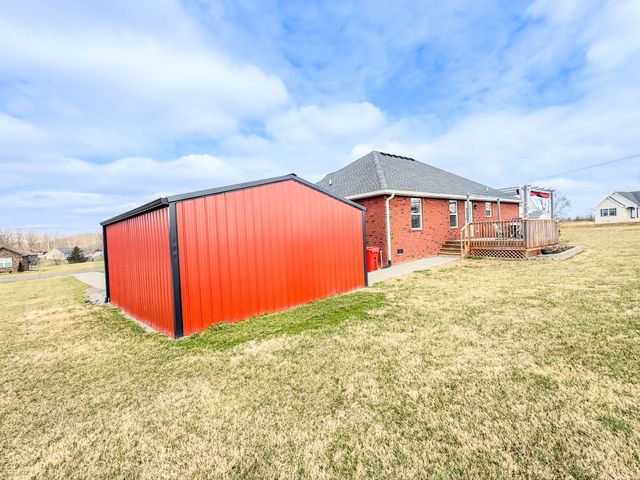 172 Hayden Drake Ln, Lafayette, TN 37083