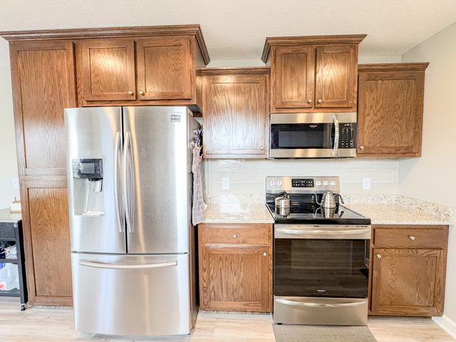 172 Hayden Drake Ln, Lafayette, TN 37083