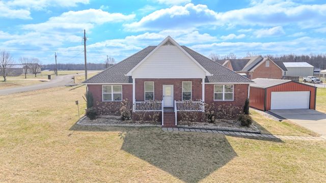 172 Hayden Drake Ln, Lafayette, TN 37083