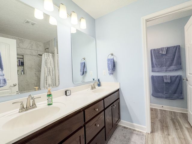 172 Hayden Drake Ln, Lafayette, TN 37083