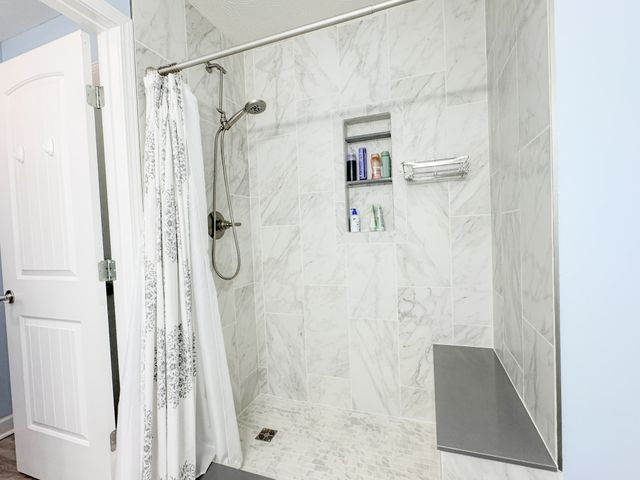 172 Hayden Drake Ln, Lafayette, TN 37083