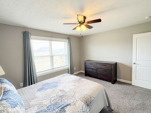 172 Hayden Drake Ln, Lafayette, TN 37083