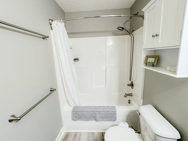 172 Hayden Drake Ln, Lafayette, TN 37083