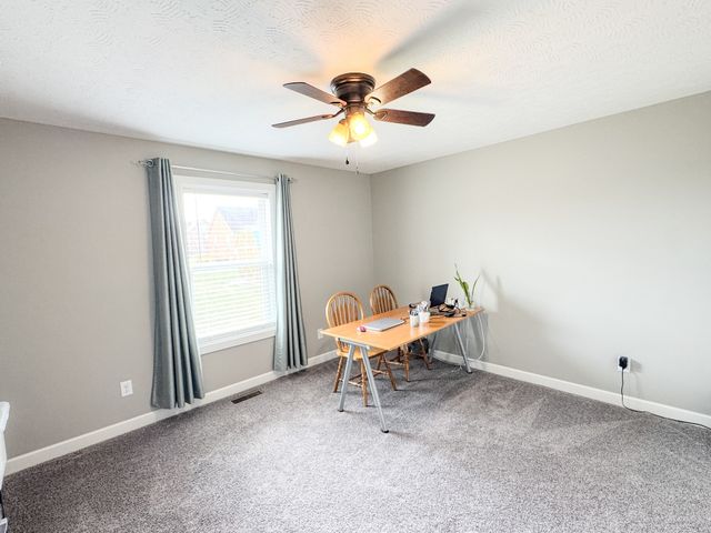 172 Hayden Drake Ln, Lafayette, TN 37083