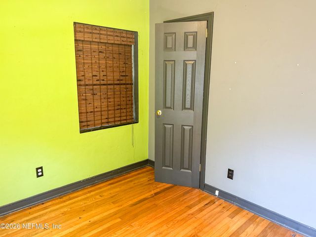 4242 PINEWOOD Avenue, Jacksonville, FL 32207