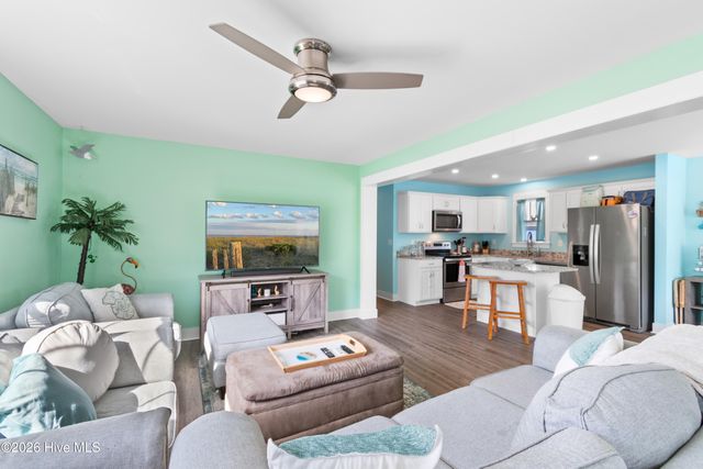 229 NE 75th Street, Oak Island, NC 28465