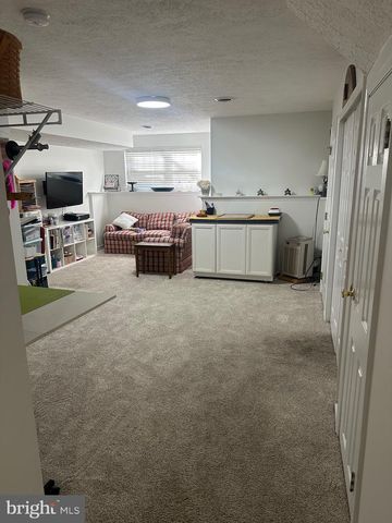 226 CAYMAN CT, Wilmington, DE 19808