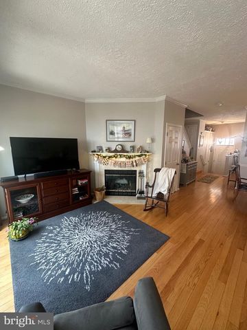 226 CAYMAN CT, Wilmington, DE 19808