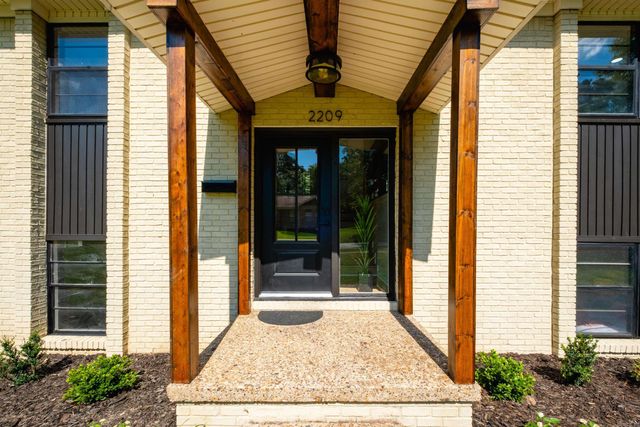 2209 Breckenridge Drive, Little Rock, AR 72227