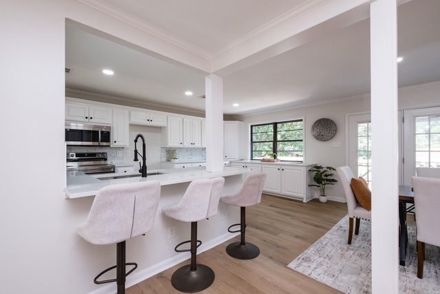 2209 Breckenridge Drive, Little Rock, AR 72227