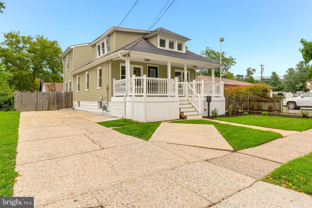 319 YALE AVE, STRATFORD, NJ 08084 — photo 2