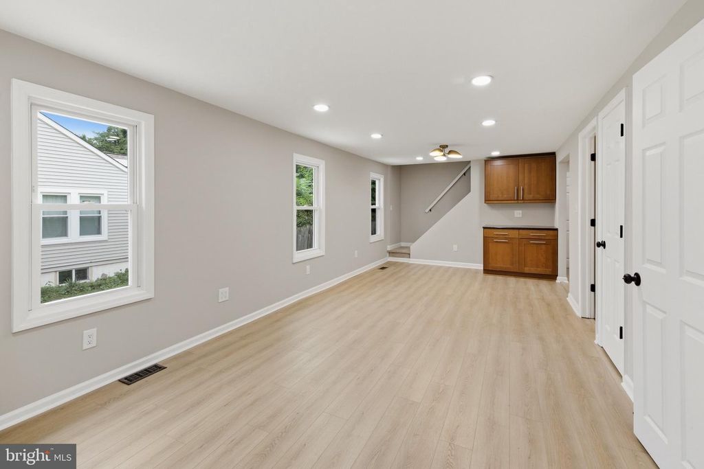 319 YALE AVE, STRATFORD, NJ 08084 — photo 5