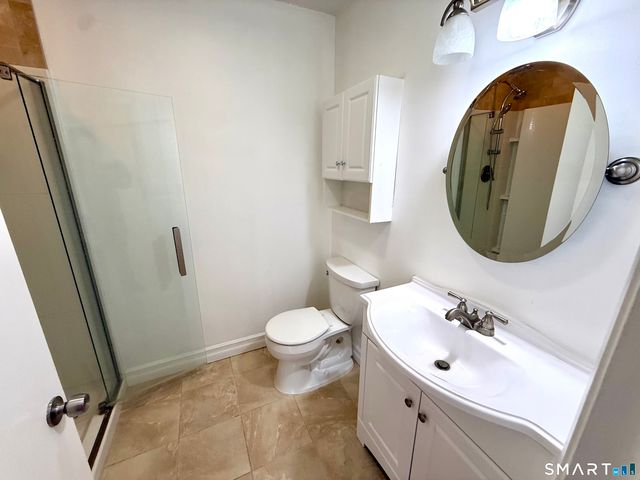 9 Watch Hill Circle 9, Cromwell, CT 06416