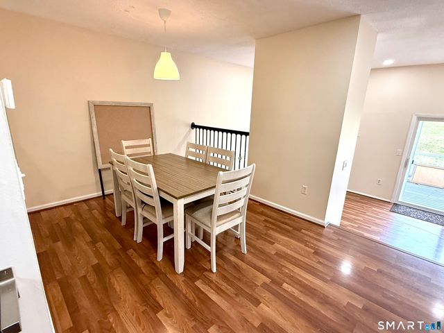 9 Watch Hill Circle 9, Cromwell, CT 06416