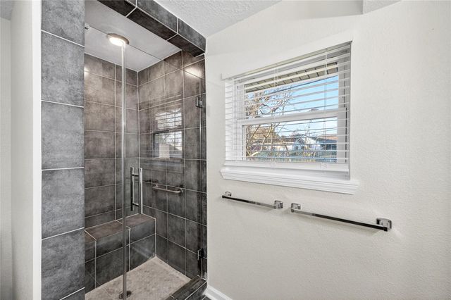 535 Elton Street, Houston, TX 77034