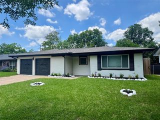 535 Elton Street, Houston, TX 77034