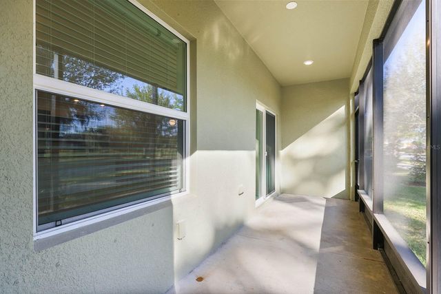 13755 BIG HAWK WAY, Lithia, FL 33547