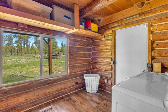 6905 Reeve Road, La Pine, OR 97739