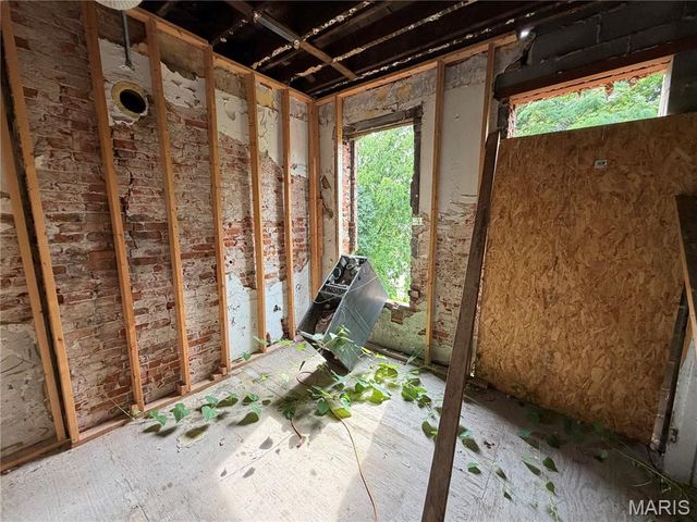 4031 California Avenue, St Louis, MO 63118