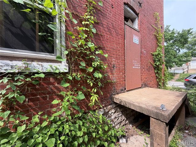 4031 California Avenue, St Louis, MO 63118