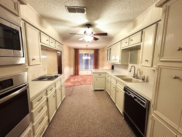 3004 80th Street, Lubbock, TX 79423