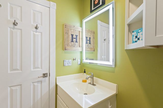 4745 Wild Iris Dr Apt 105, Myrtle Beach, SC 29577