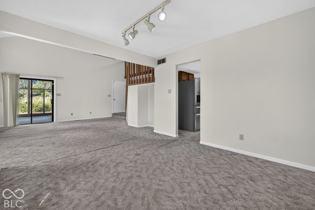 4220 Eagle Bay Circle, Indianapolis, IN 46254