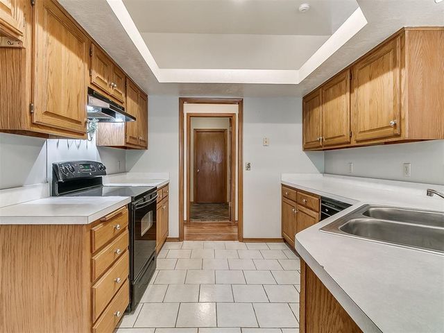 1713 Yosemite Place, Edmond, OK 73003
