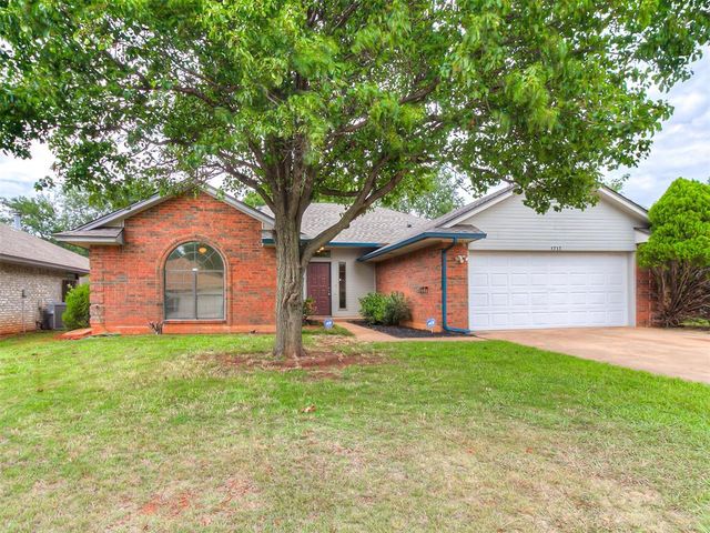1713 Yosemite Place, Edmond, OK 73003