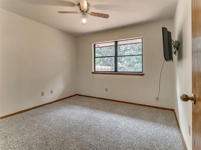 1713 Yosemite Place, Edmond, OK 73003