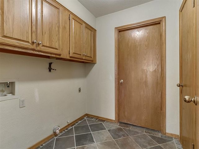 1713 Yosemite Place, Edmond, OK 73003