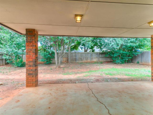1713 Yosemite Place, Edmond, OK 73003