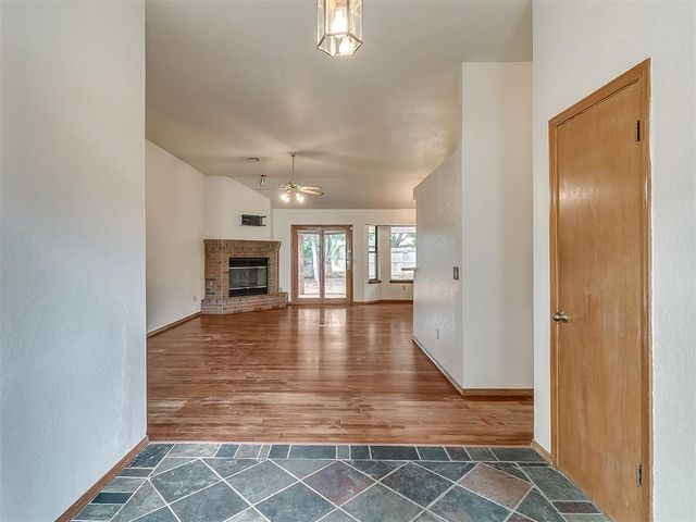 1713 Yosemite Place, Edmond, OK 73003