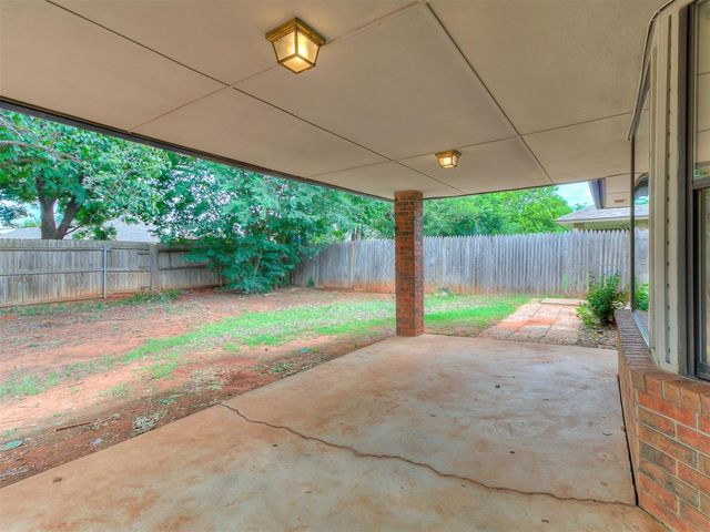 1713 Yosemite Place, Edmond, OK 73003