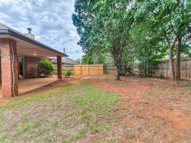 1713 Yosemite Place, Edmond, OK 73003