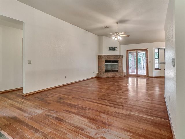 1713 Yosemite Place, Edmond, OK 73003
