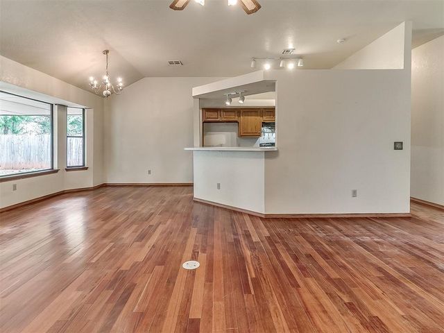 1713 Yosemite Place, Edmond, OK 73003