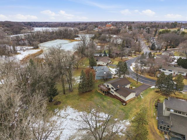 811 Everett Drive, Stillwater, MN 55082