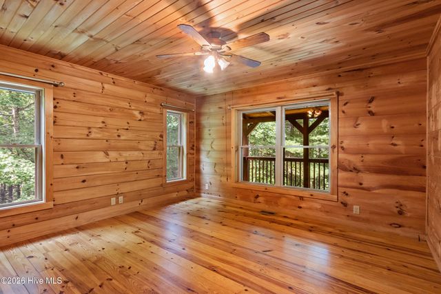 960 Ogreeta Road, Murphy, NC 28906