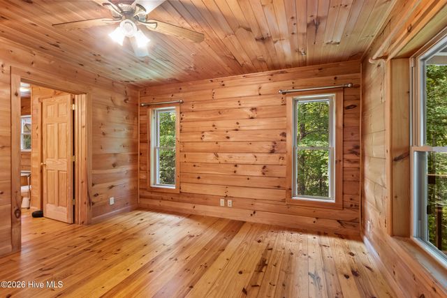 960 Ogreeta Road, Murphy, NC 28906