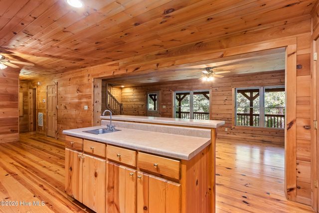 960 Ogreeta Road, Murphy, NC 28906